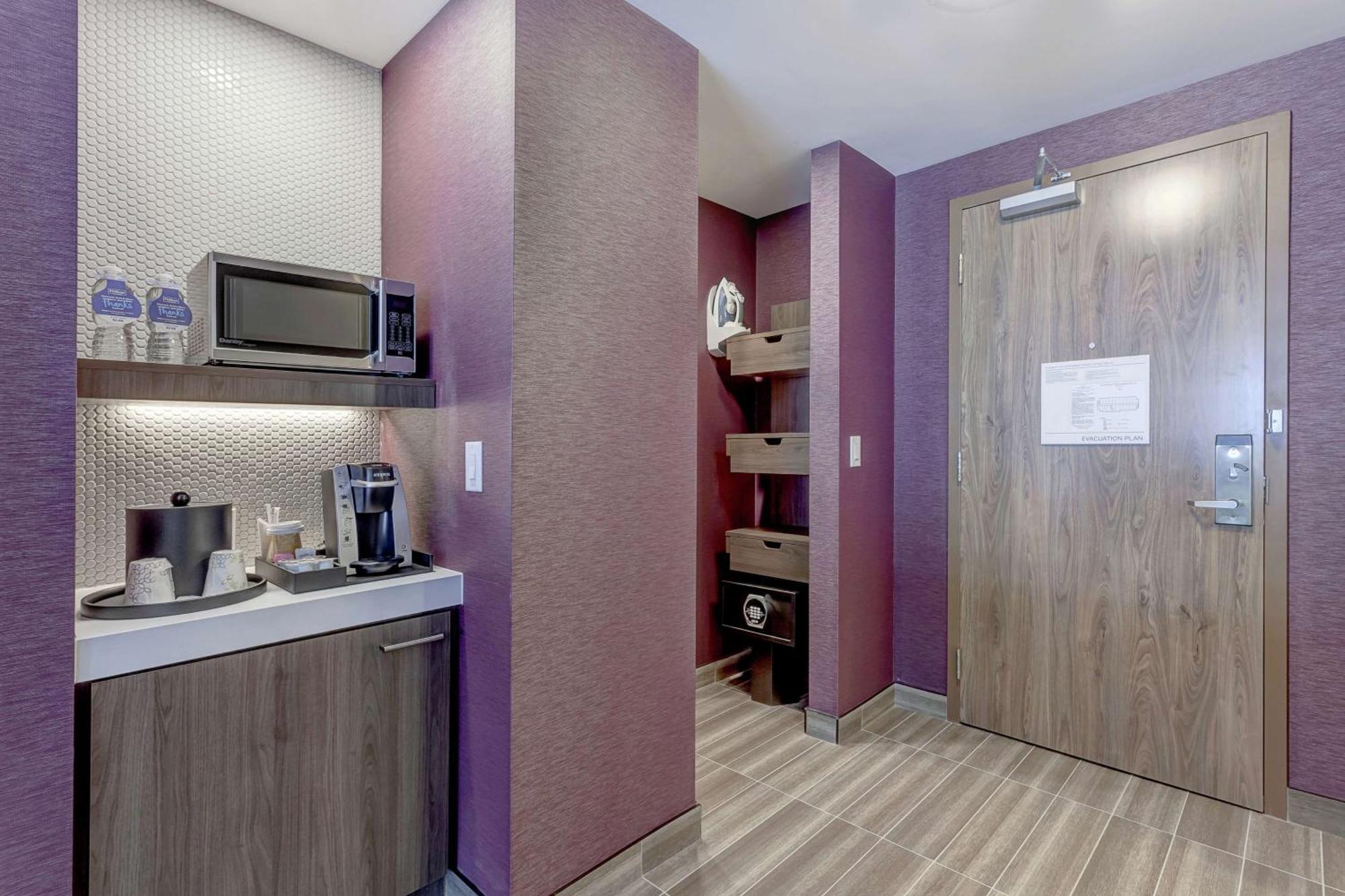 Hilton Garden Inn Toronto/Brampton West, Ontario, Canada Екстериор снимка