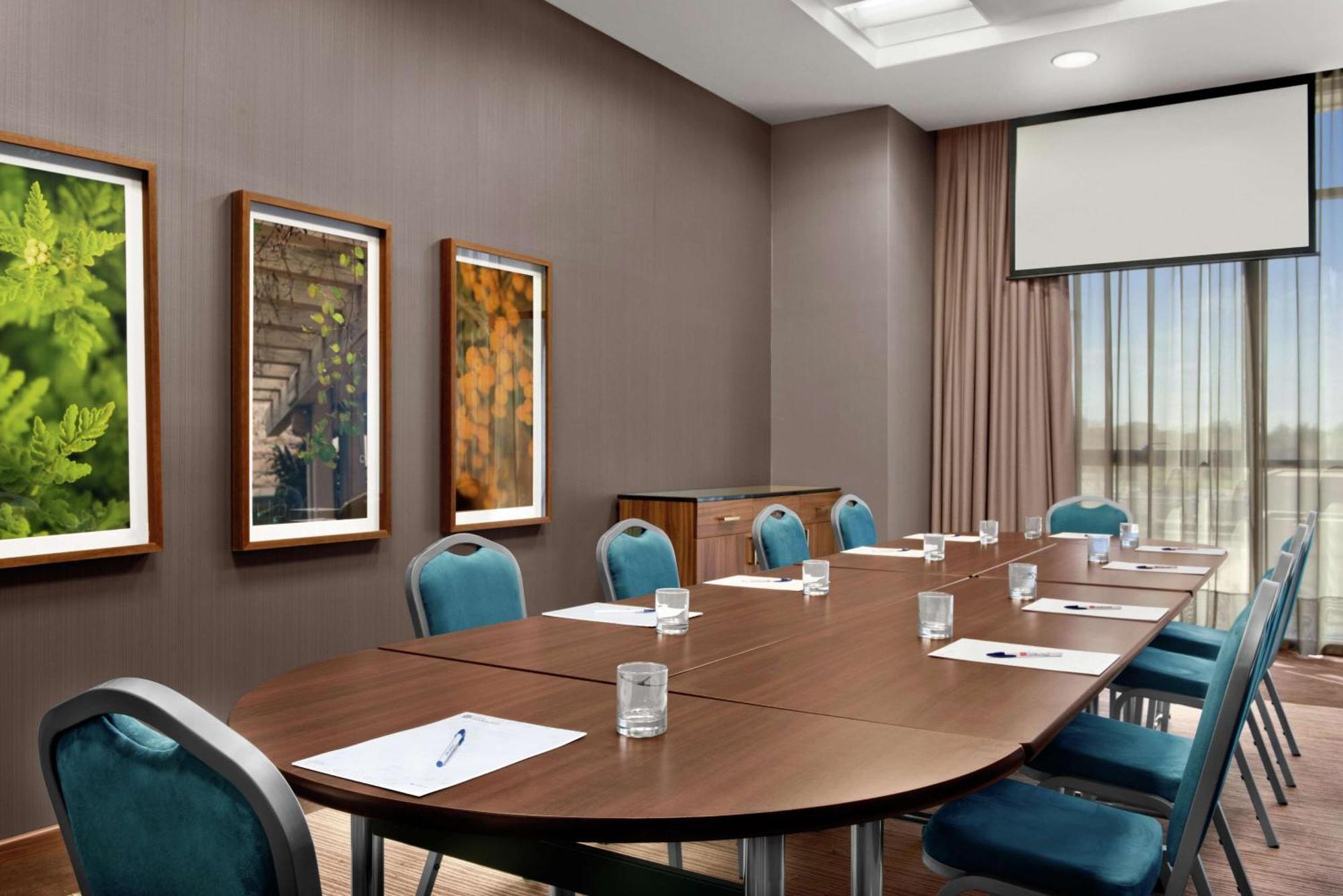 Hilton Garden Inn Toronto/Brampton West, Ontario, Canada Екстериор снимка